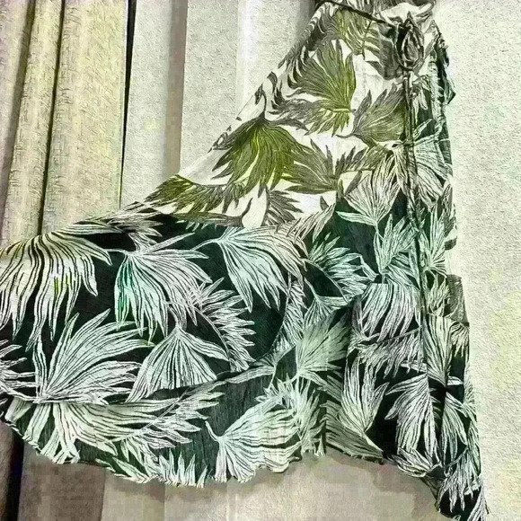 1. State tropical print ruffle maxi wrap dress, Size Large - Picture 4 of 9